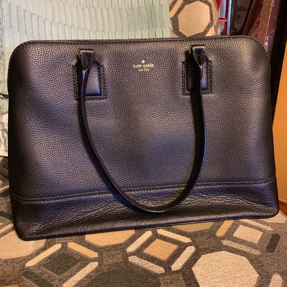 kate spade Handbags - Kate Spade Marybeth Tote (ON HOLD)